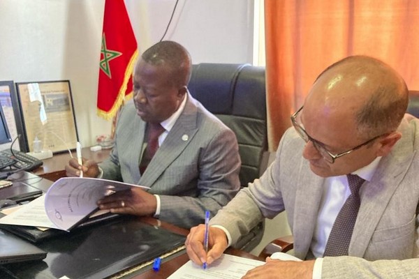  Formation des professionnels de l’aviation civile au Gabon : MAPA signe un contrat avec l’ANAC 