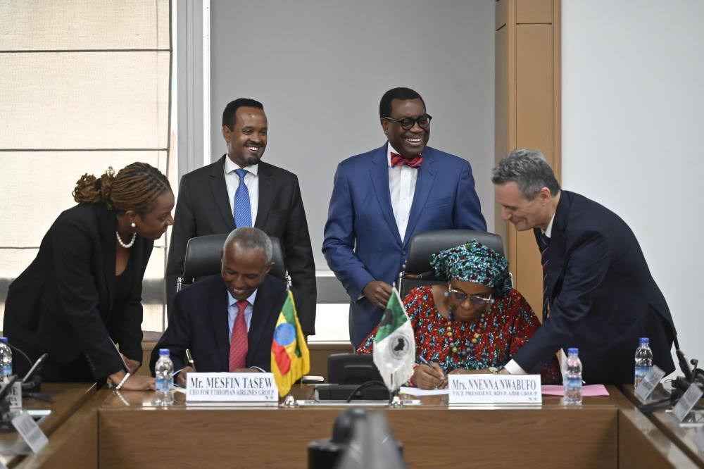  Construction du nouvel aéroport international : L'Ethiopie et la BAD signent un accord de coopération 