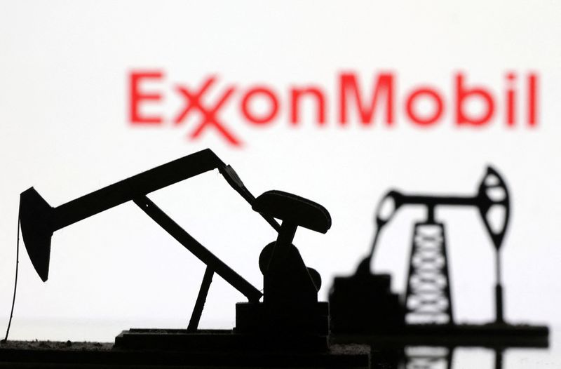  ExxonMobil: 2023 net profit falls 