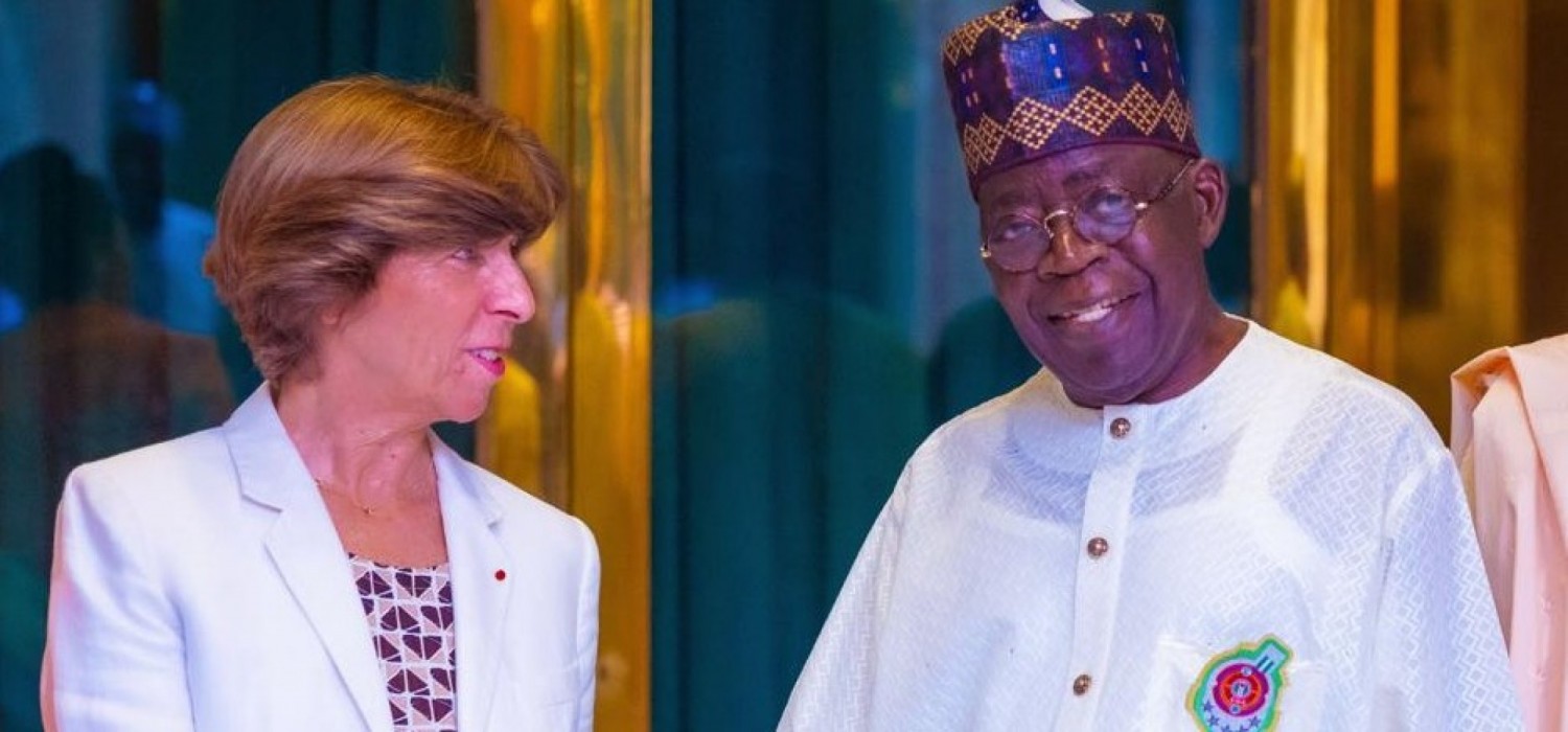 Coopération : La France promet de restituer au Nigeria 150 millions de dollars détournés par le Général Abacha 
